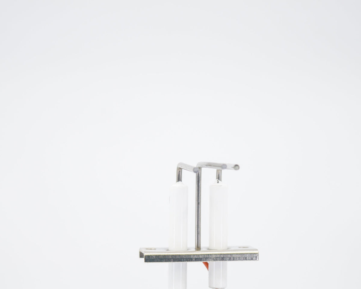 ST-3-091-1007 / J6789 Ignitor Electrode with Flame Sensor - product view 1